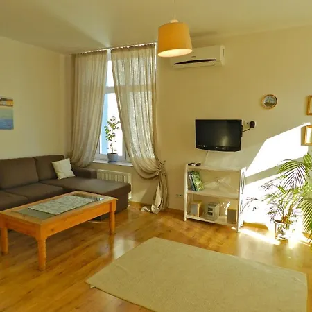 Daire Ap-rent Osokorky *